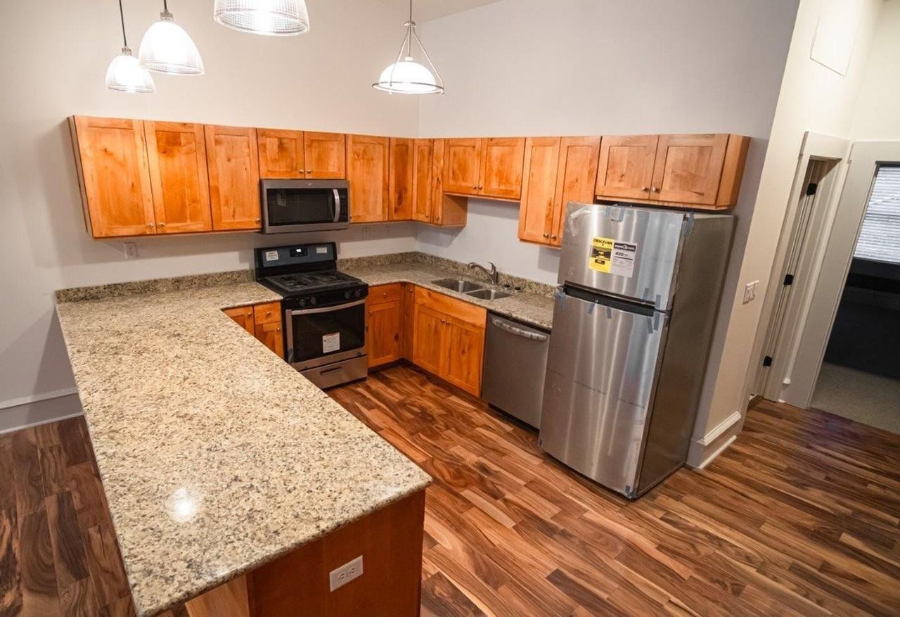 108 108 Putnam Street - Photo 5 of 15