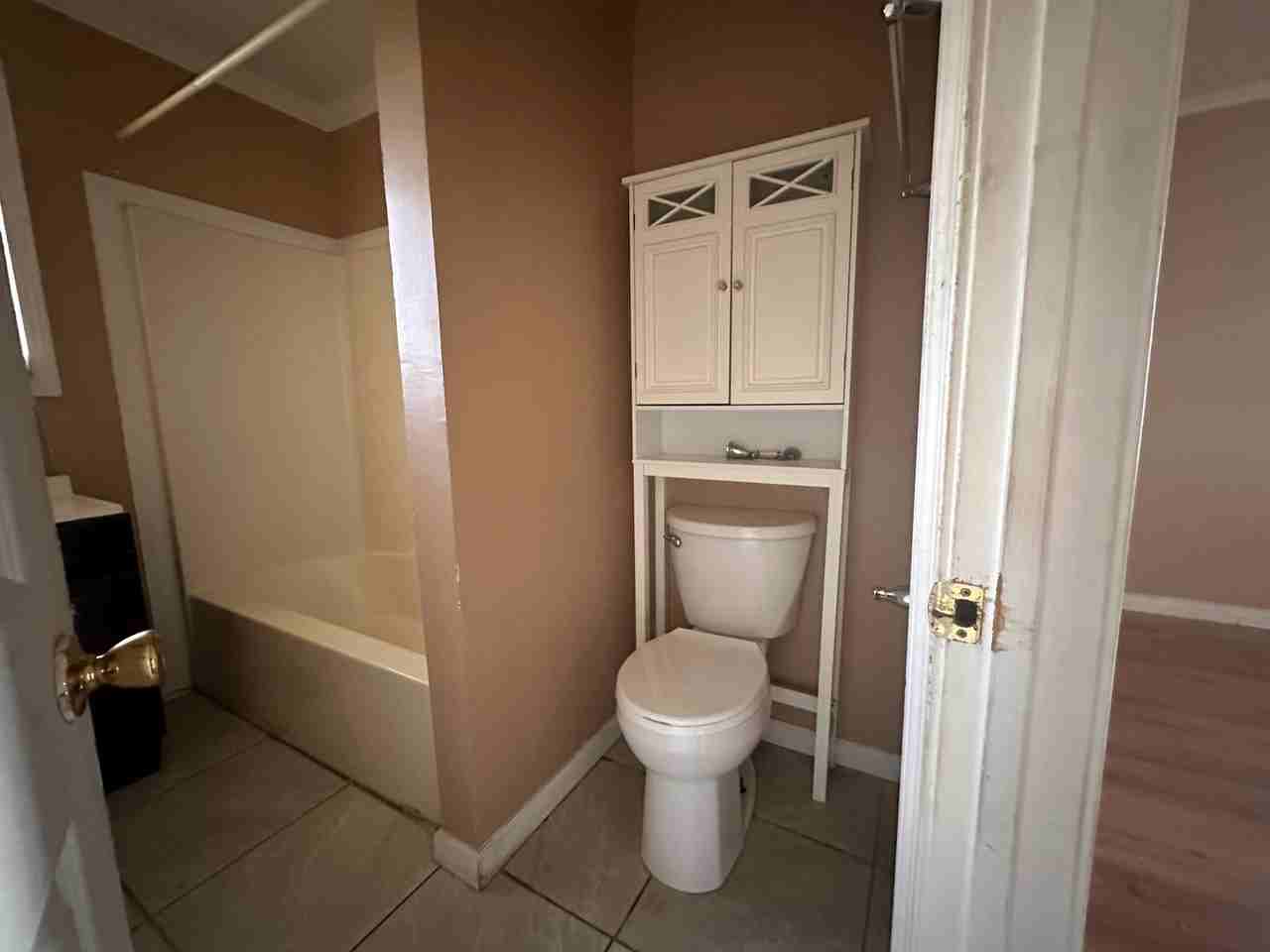 2117 5th St - Photo 2 of 14