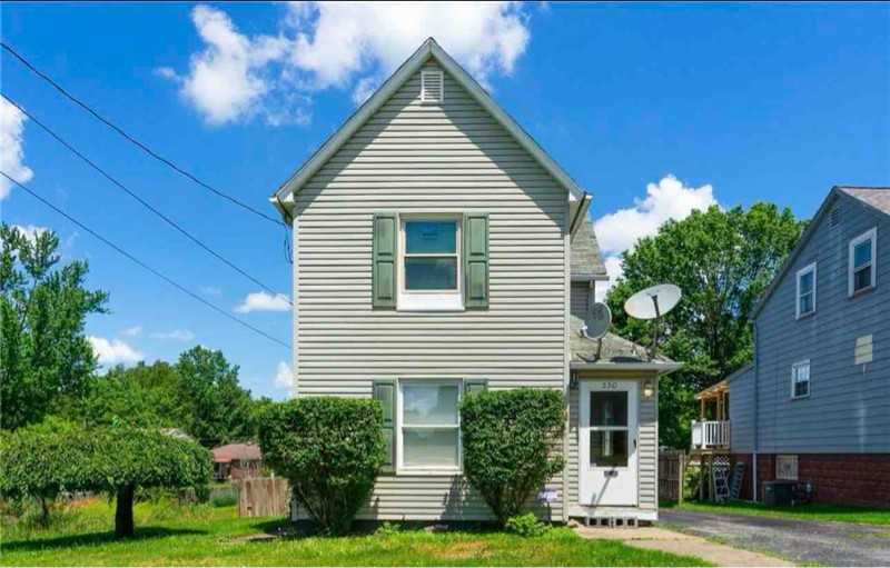 550 Devitt Ave #1 - Photo 2 of 12