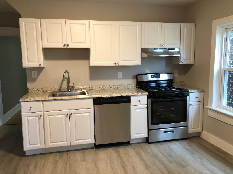 2021 Ferry St - Photo 2 of 10