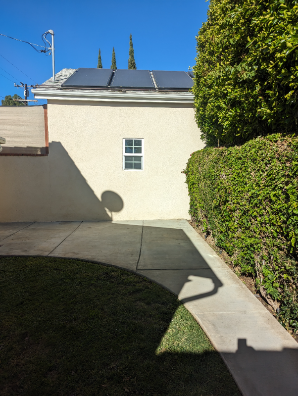 720 17th St - Photo 2 of 9