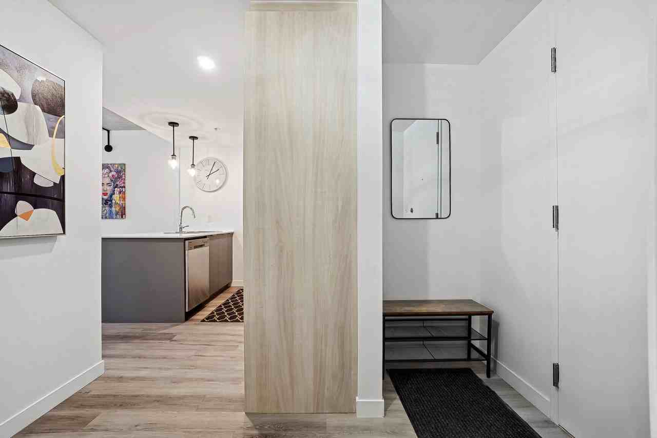 5250 Boul Henri-Bourassa O #616 - Photo 4 of 19