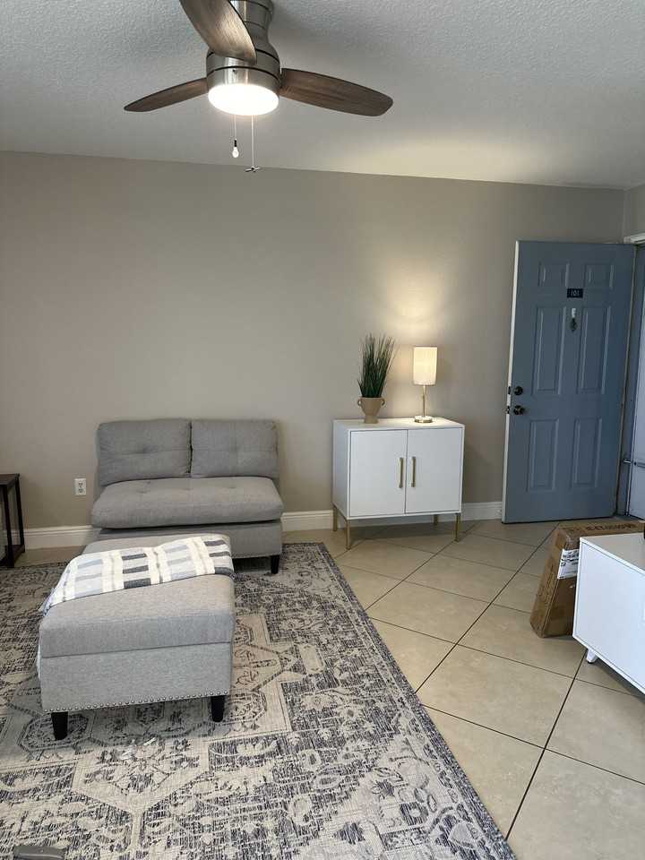 7300 N Highway 1 - Photo 2 of 18