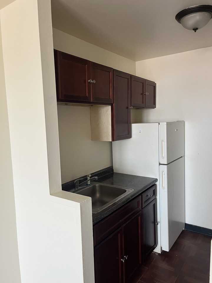 99 Prospect Street #2G - Photo 2 of 3