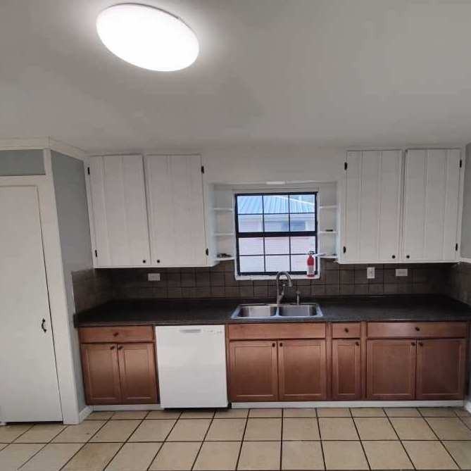 616 Mills Ave #8 - Photo 2 of 7