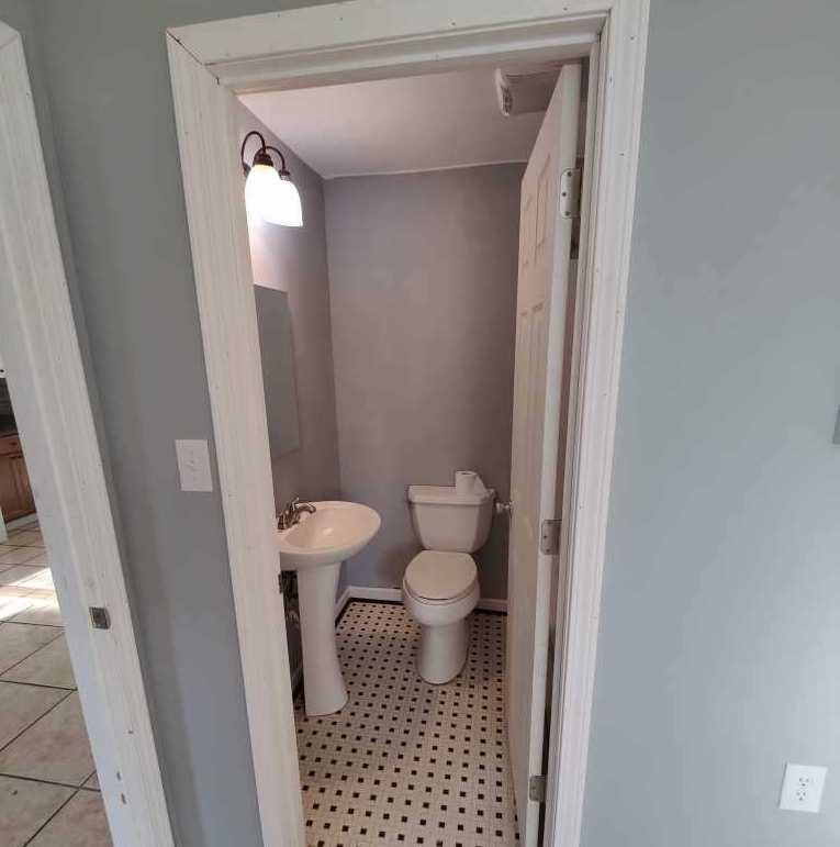 616 Mills Ave #8 - Photo 7 of 7