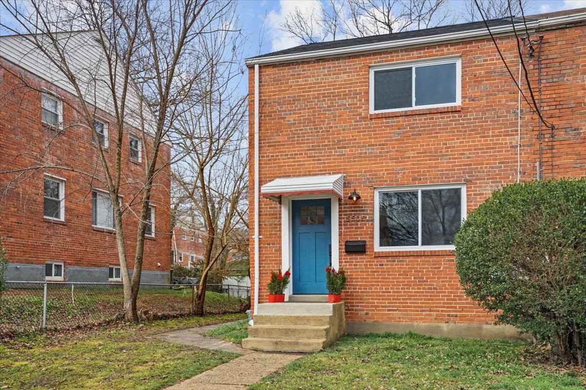 5506 63rd Ave #NA - Photo 3 of 20