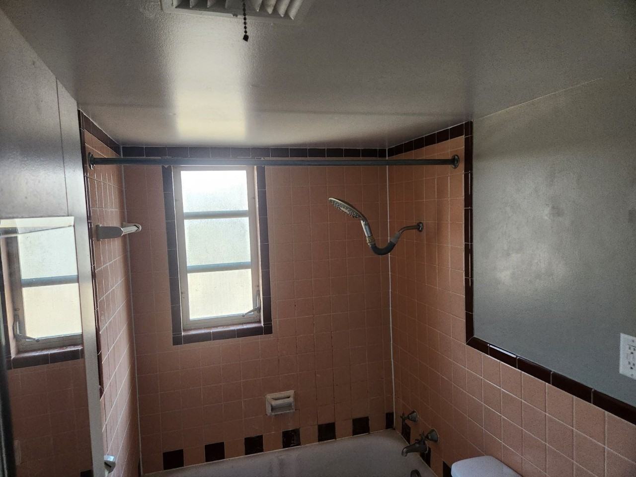 4801 Madison Rd #6 - Photo 7 of 10