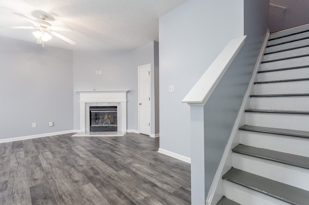 7220 Oakley Ct #73 - Photo 4 of 23