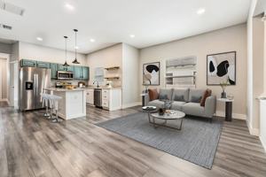 featured image of 2321 W Green St #NA