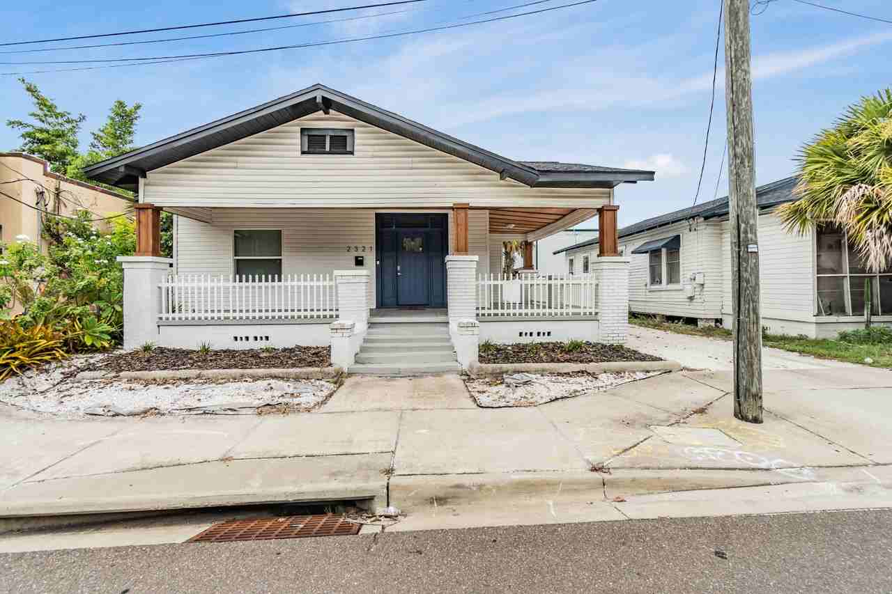 2321 W Green St #NA - Photo 5 of 42