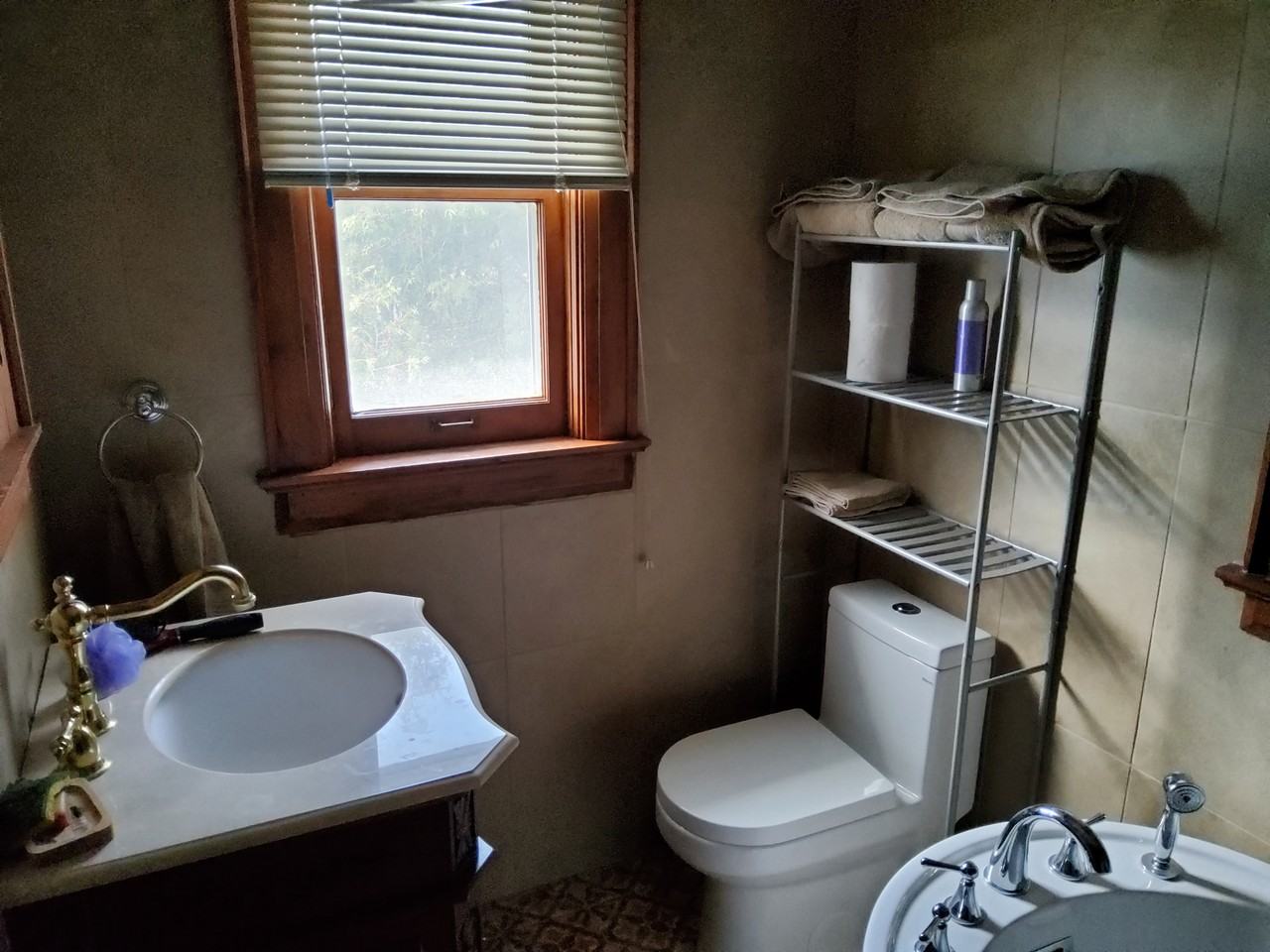 142 Dawes Road - Photo 3 of 6