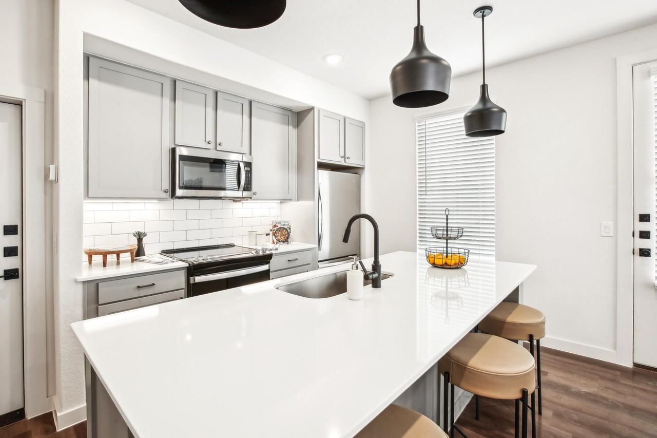 Birdsong Sonoma Ranch Townhouses 13939 Fm 1560 N, Helotes, TX 78023