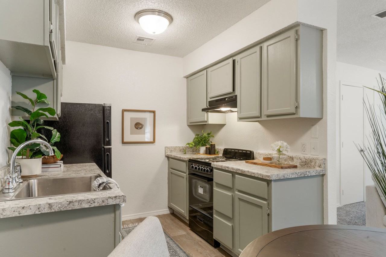 Twin Oaks - Photo 6 of 50