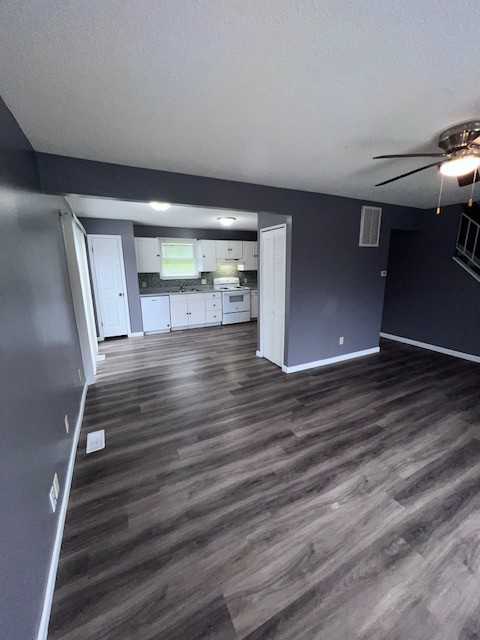 1903 E Florida Ave #A - Photo 7 of 24
