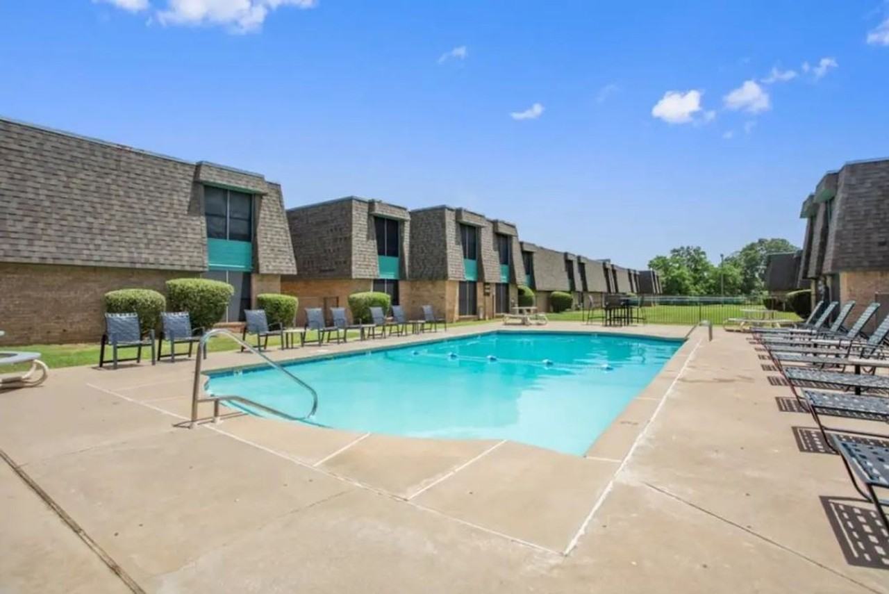 Radius Apartment Homes - Photo 4 of 50