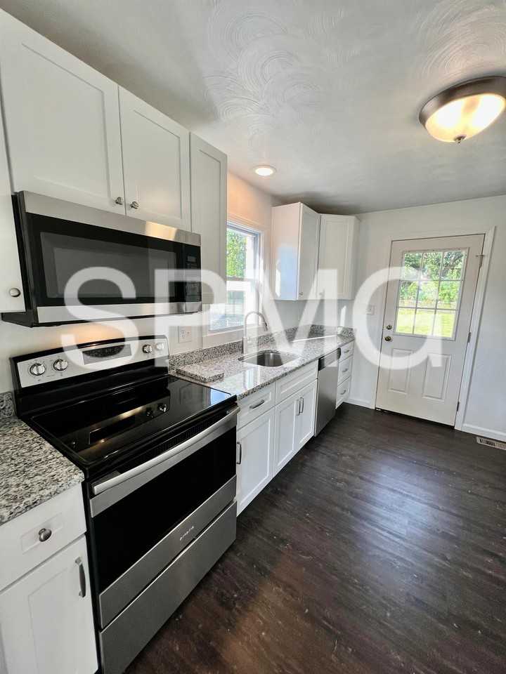 5125 Airport Rd Nw #1 - Photo 4 of 19