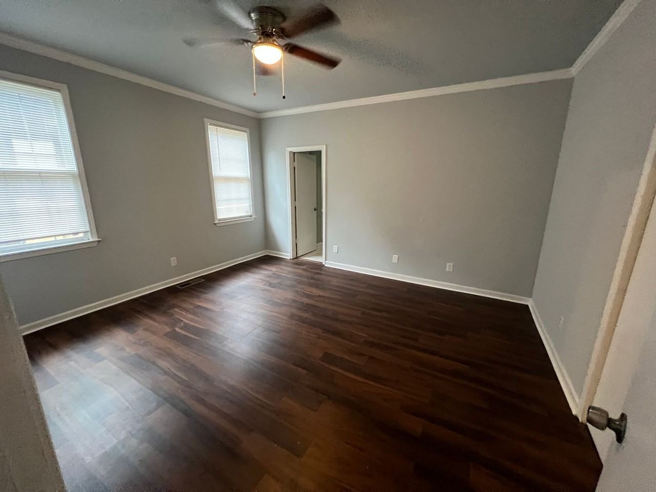 699 Smith St Sw - Photo 3 of 12