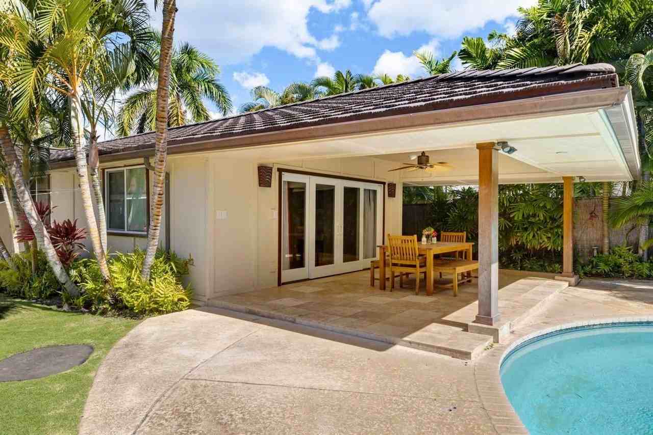 4473 Aukai Ave - Photo 2 of 24