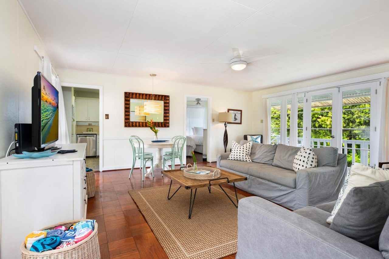 1415 Aalapapa Dr - Photo 3 of 27