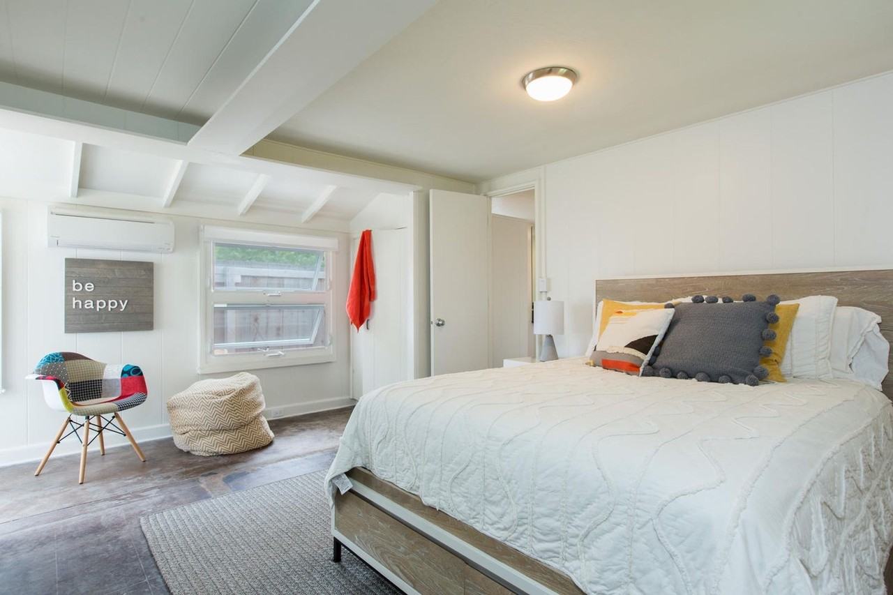 1502 Mokulua Dr - Photo 5 of 33