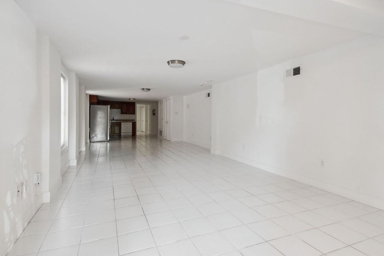 zddm716 - Photo 3 of 9