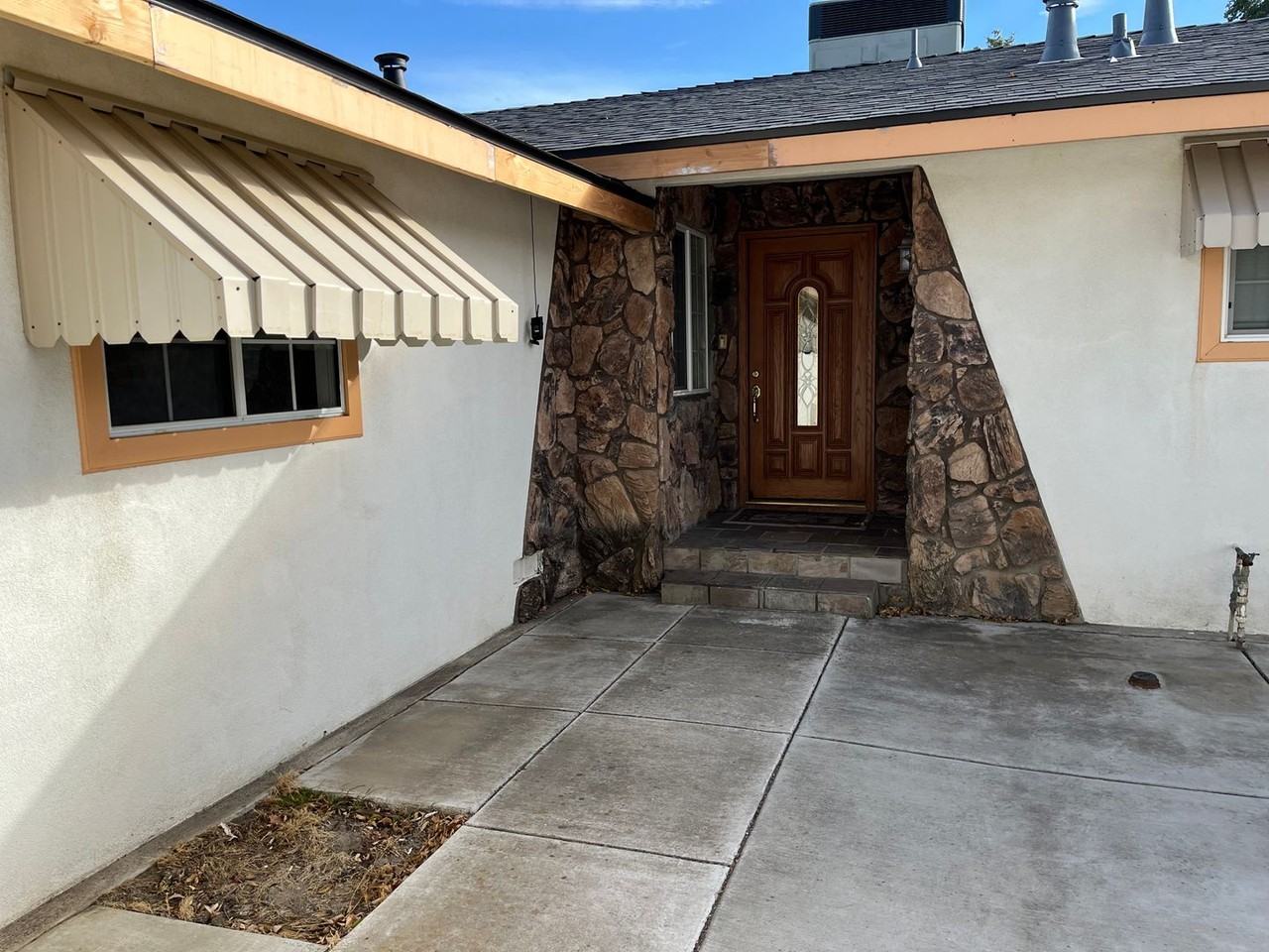 1309 Cardinal St - Photo 3 of 37