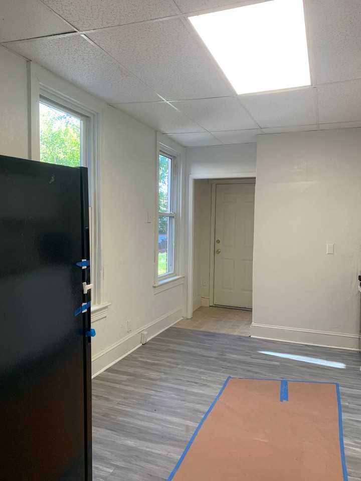 519 S Pershing Ave - Photo 3 of 21