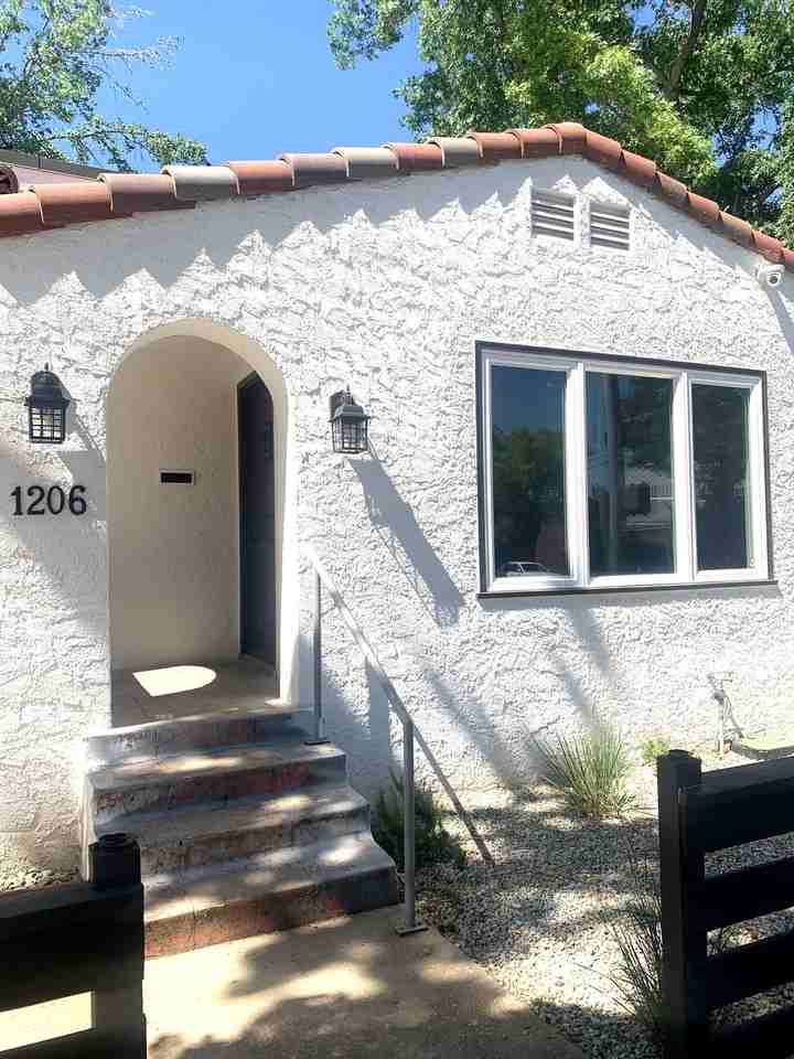 Placer Court Apartments - Photo 2 of 4