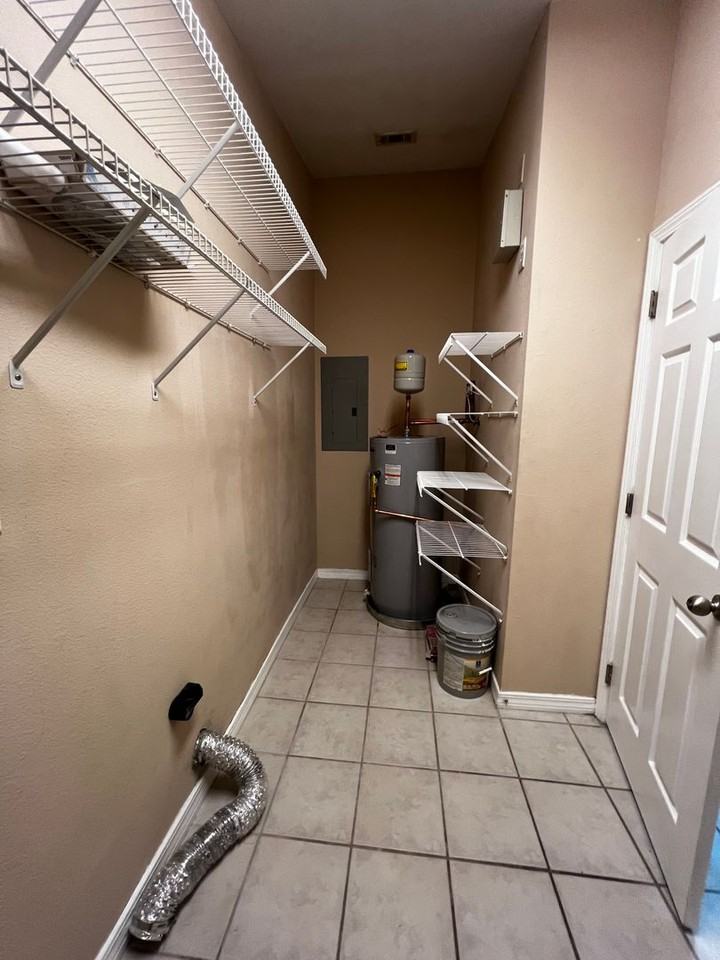 7459 Harvest Village Ct - Photo 6 of 18