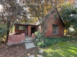 featured image of 7844 Hamel Ln