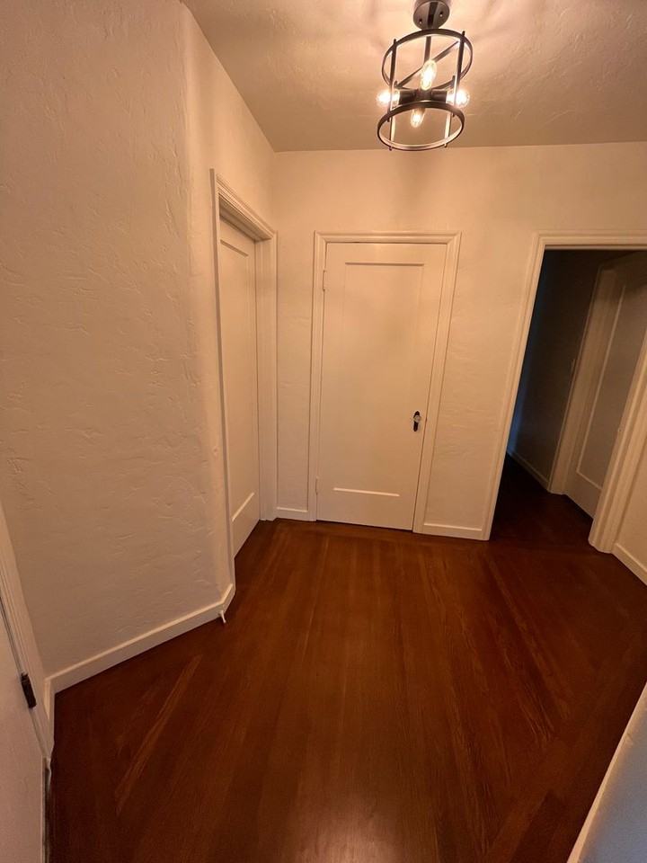 7844 Hamel Ln - Photo 5 of 19