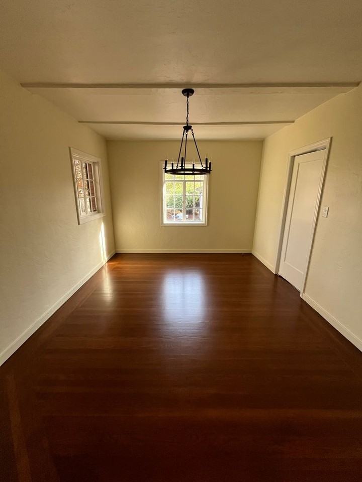 7844 Hamel Ln - Photo 6 of 19