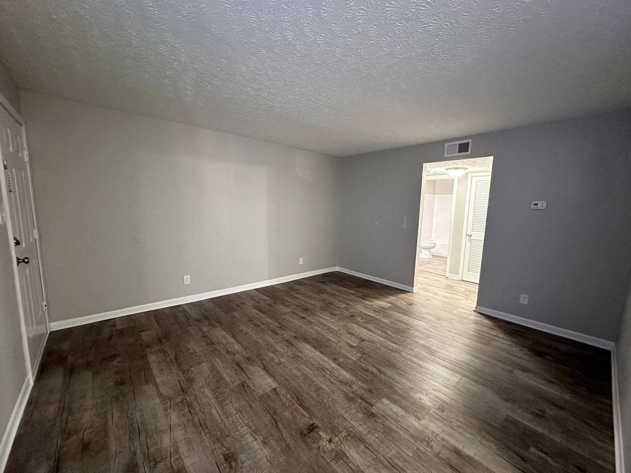 Hickory Hill Apartment Homes - Photo 5 of 16