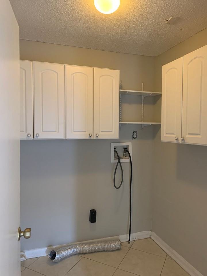 334 Harris St - Photo 6 of 17