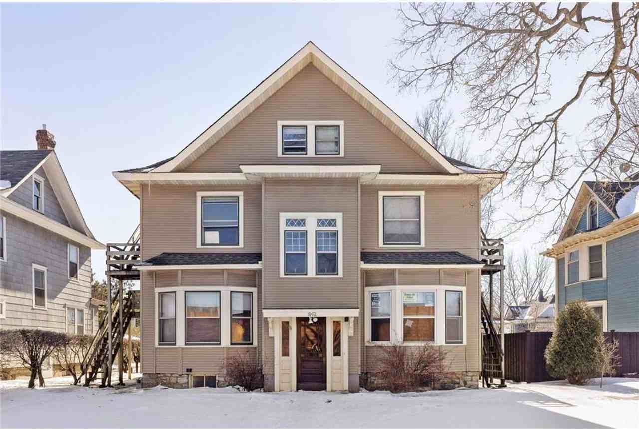 1862 Roblyn Avenue - Photo 4 of 23