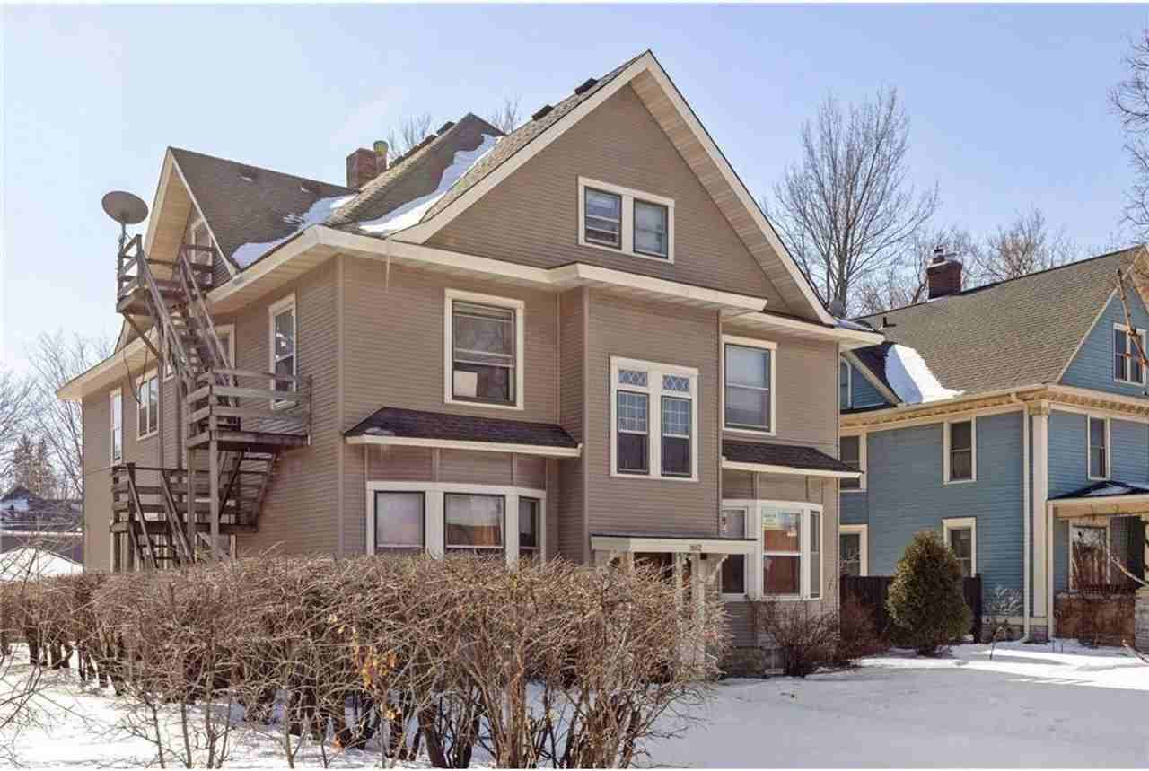 1862 Roblyn Avenue - Photo 2 of 23