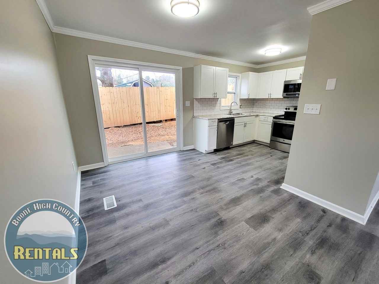 2129 Browns Chapel Rd - Photo 5 of 33