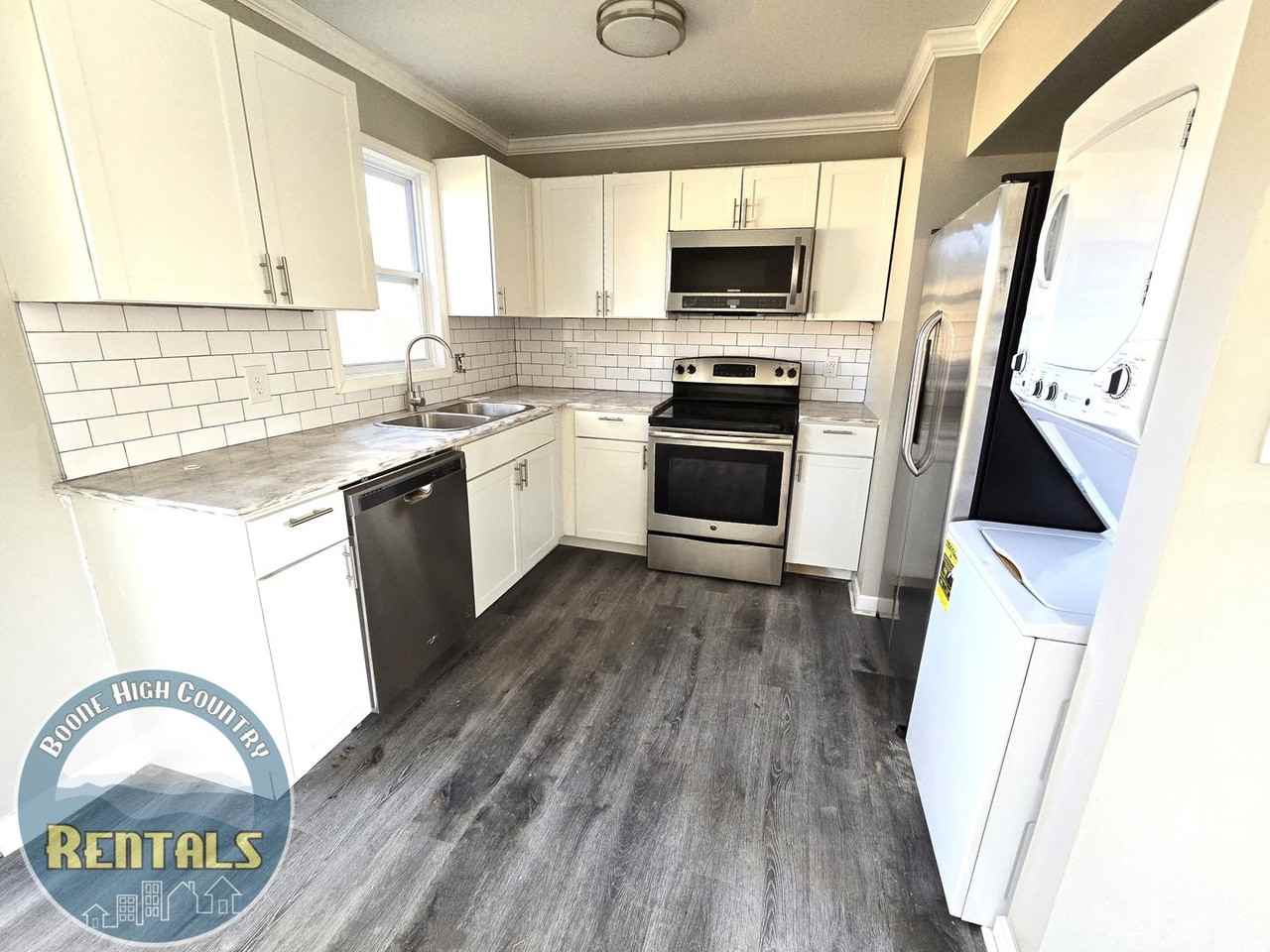 2129 Browns Chapel Rd - Photo 6 of 33