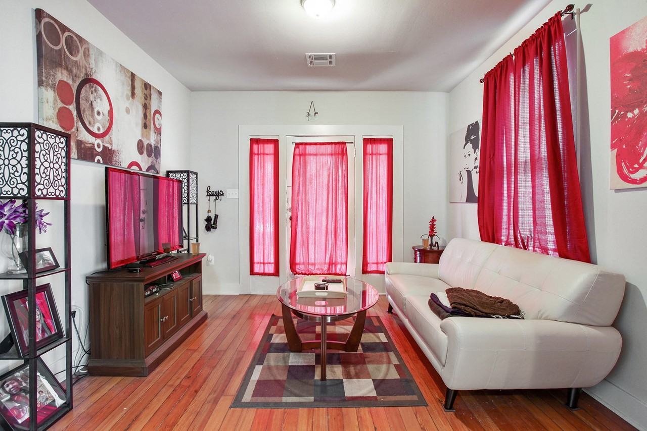 fhl7828 - Photo 3 of 10