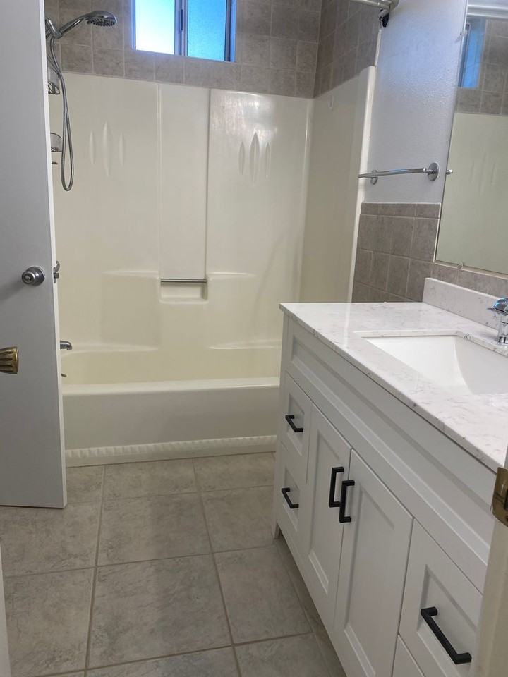 1480 W University Heights Dr N - Photo 7 of 8