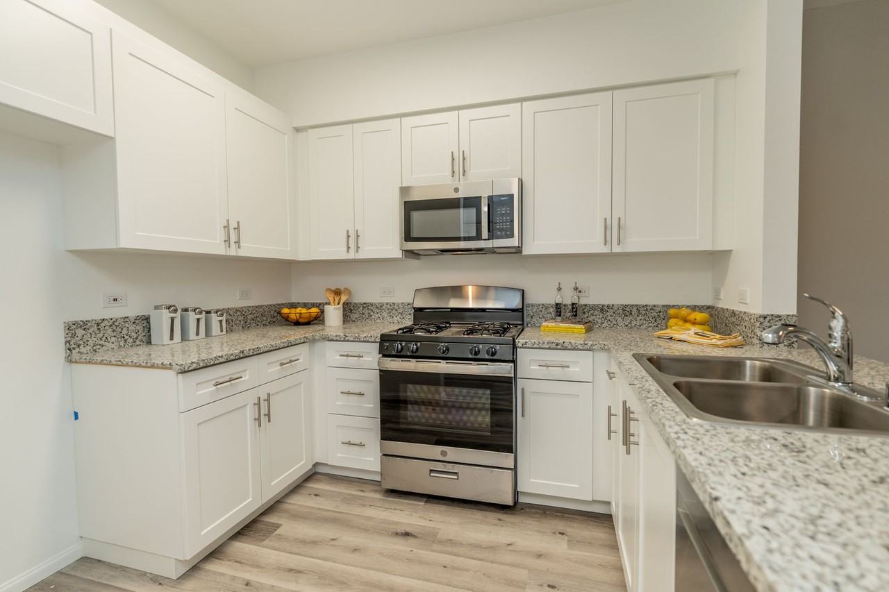 STR374 (3) - Photo 3 of 23