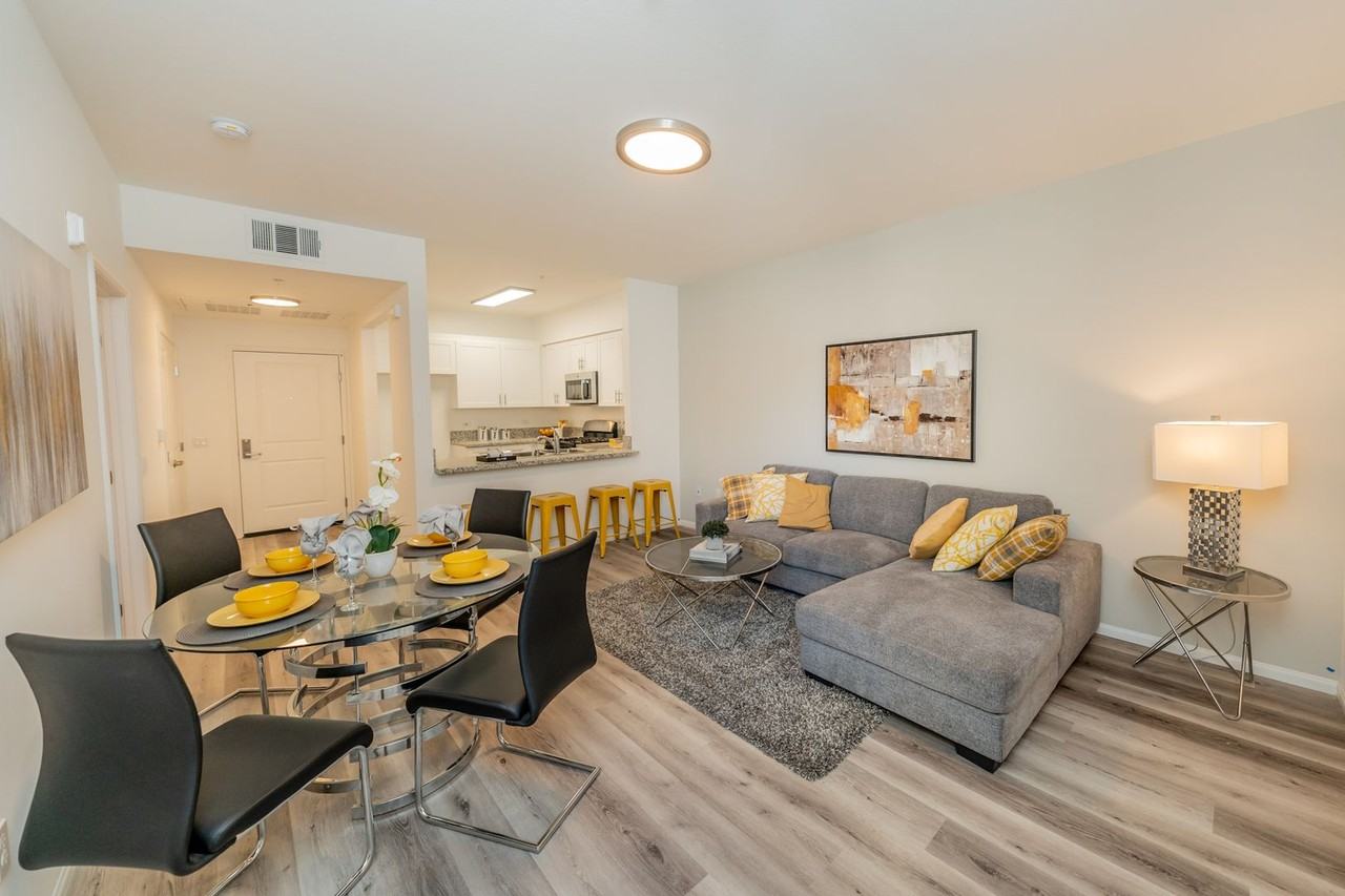 STR374 (3) - Photo 6 of 23