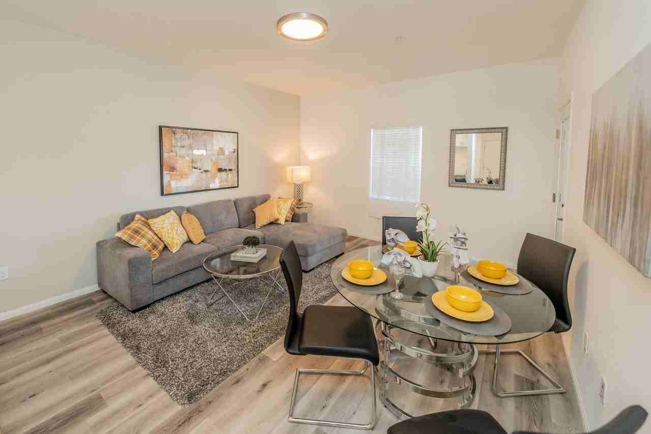 STR374 (3) - Photo 7 of 23