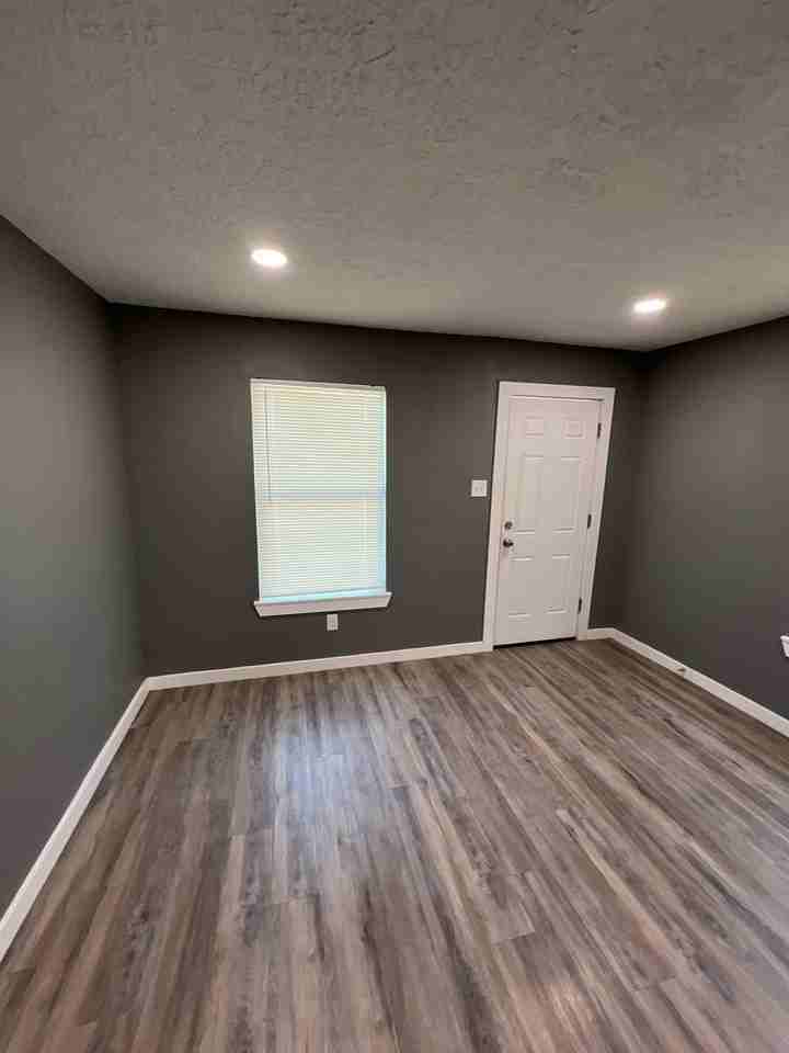 2610 Mills Street - Photo 7 of 14