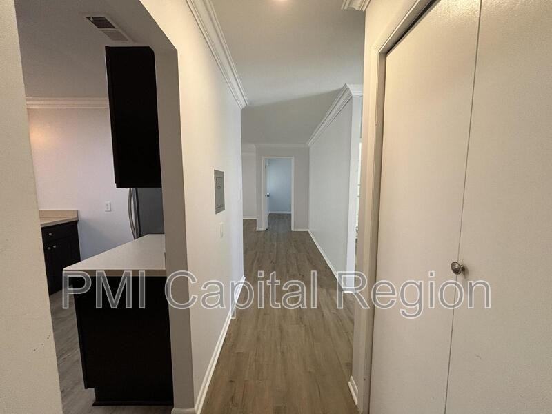 6037 Majors Ln #6D18 - Photo 3 of 22