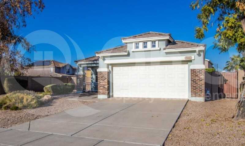 2588 E Ivanhoe Ct - Photo 2 of 23