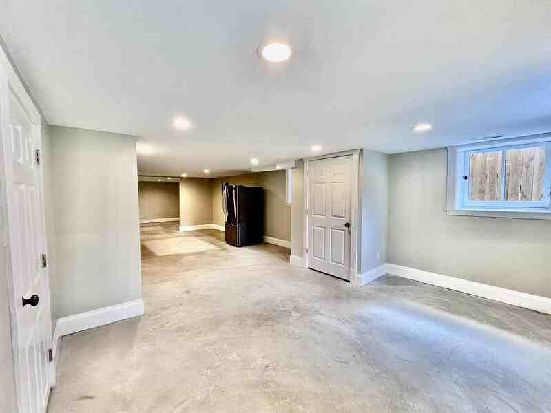 3006 Cherokee St - Photo 2 of 12