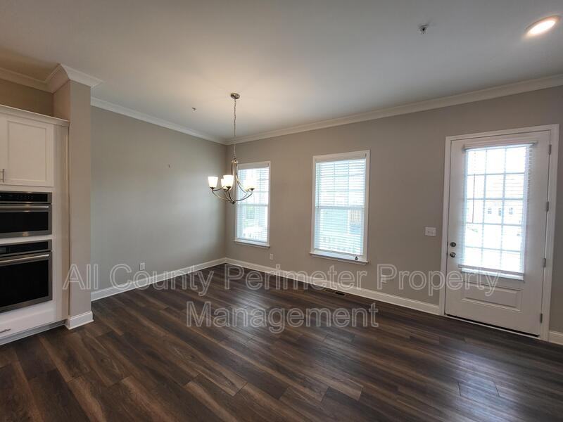 312 Overture Ct - Photo 3 of 20