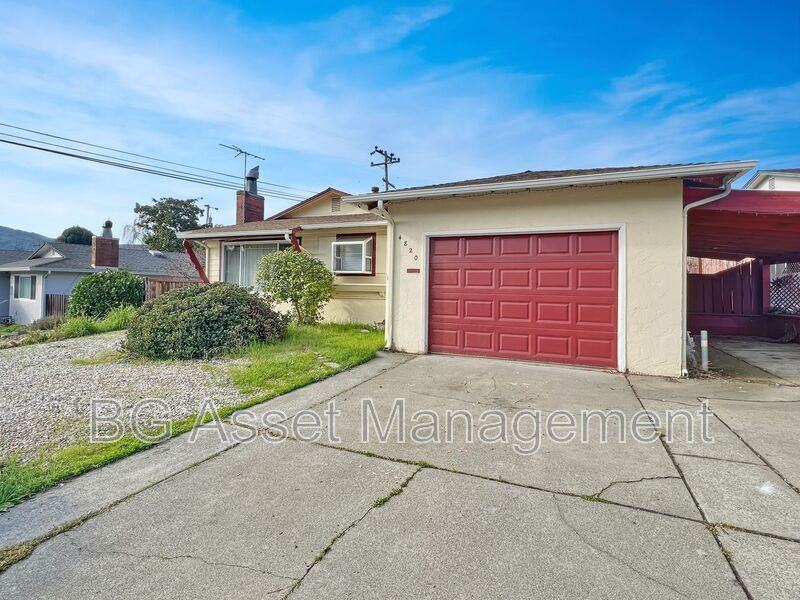 4820 Meadowbrook Dr - Photo 2 of 26